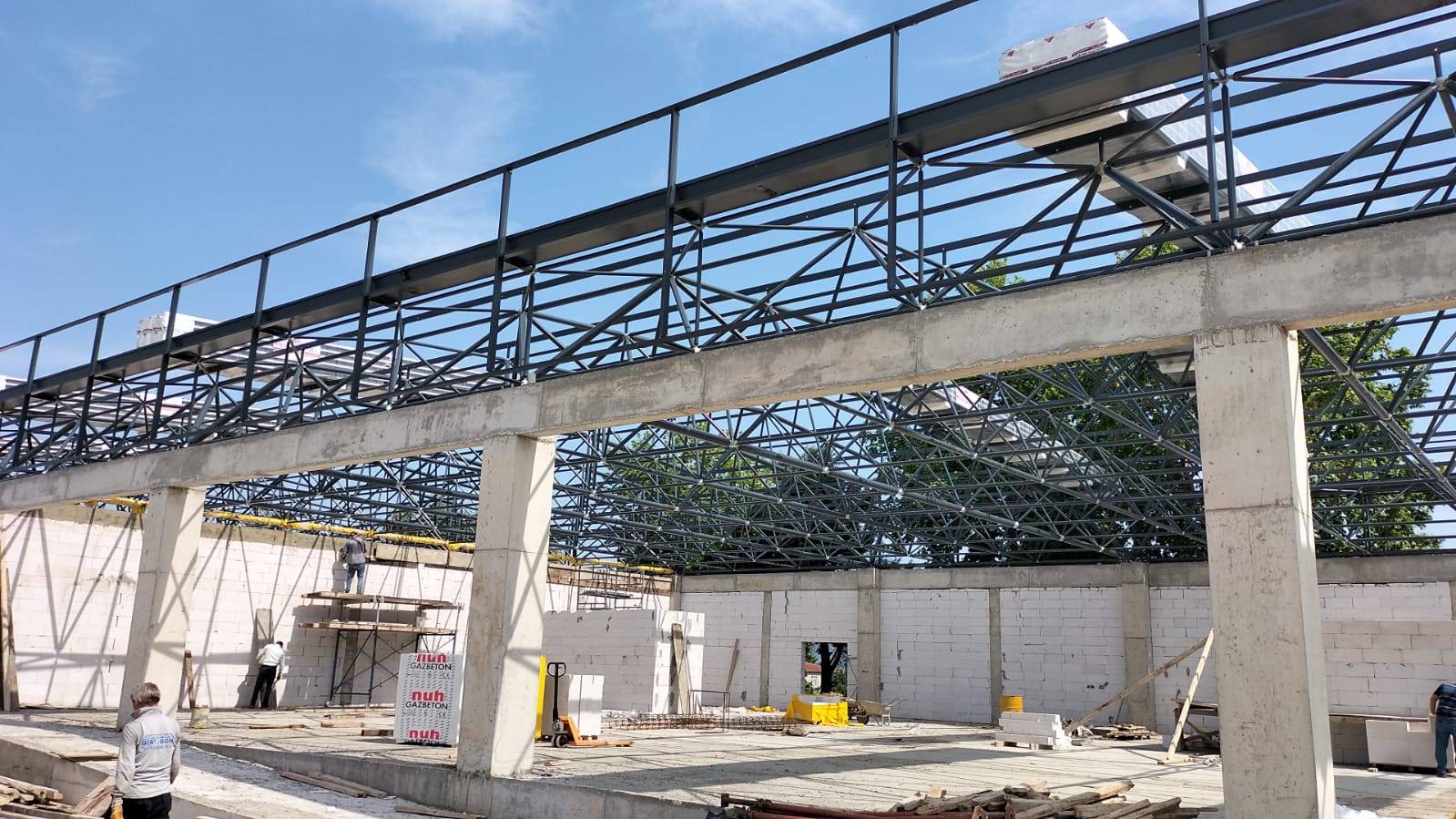 Uzay çatı imalatı ve montajı yapılması